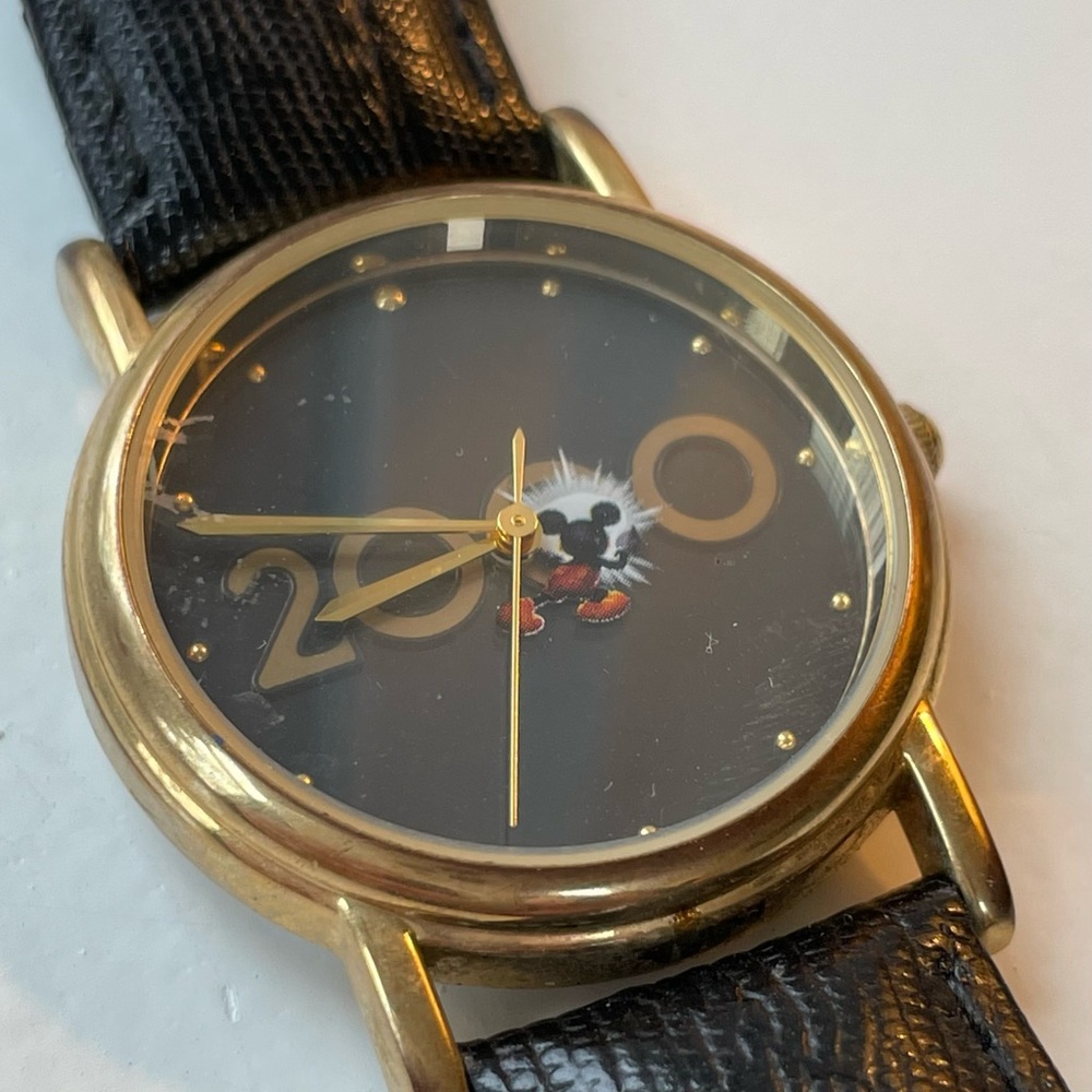 The Disney Catalog, 2000 Wrist Watch, Mickey Mouse